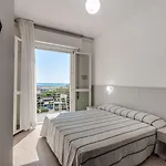 Blues Hotel 3*