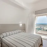 Hotel Blues 3*