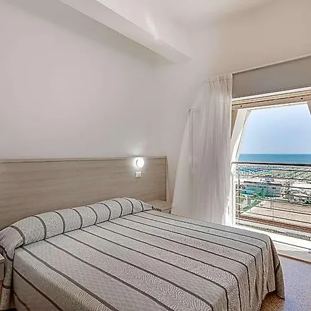 Blues Hotel 3*