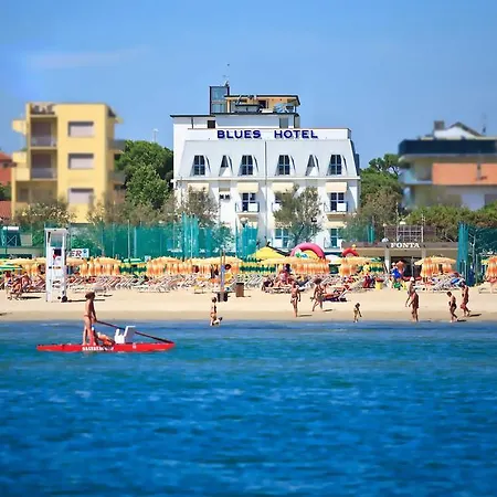 ホテル Blues チェルヴィア